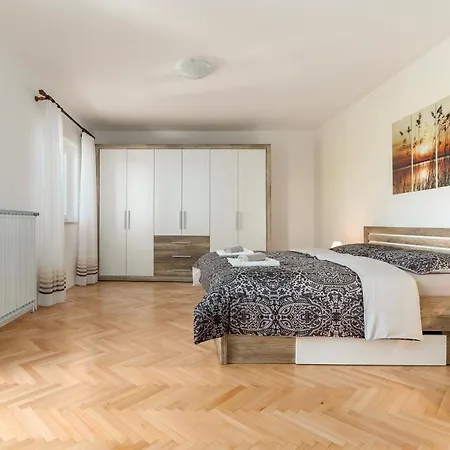 Apartament Apartma Sabina *