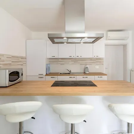 Apartma Sabina Apartment *